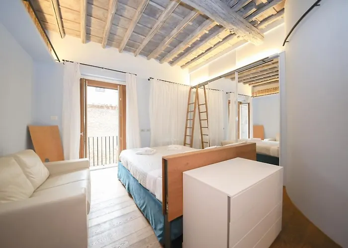 500m From Piazza Di Spagna - Canova By Hotea Appartement Rome